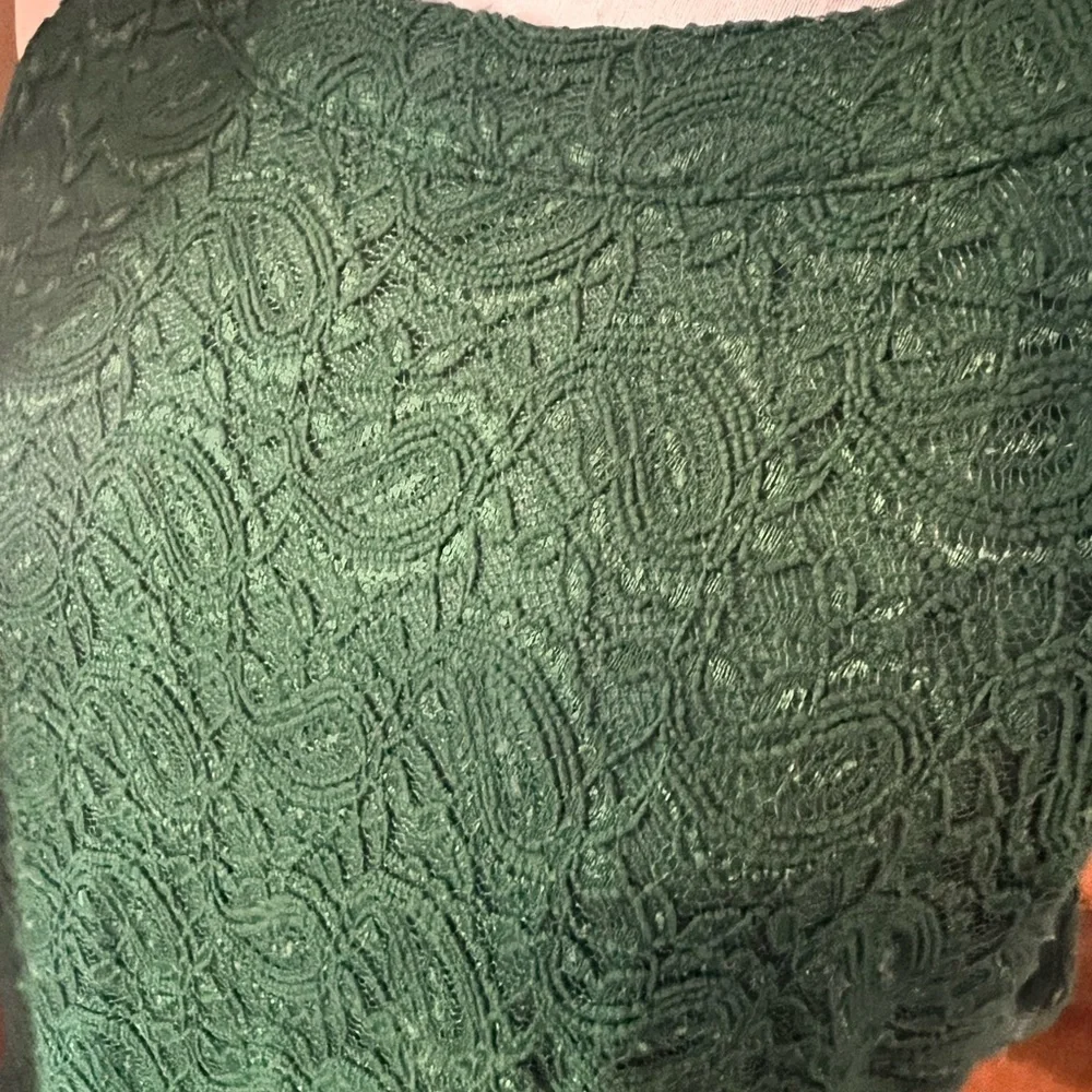 Preowned size XL Forrest green lace dress - Picture 4 of 5